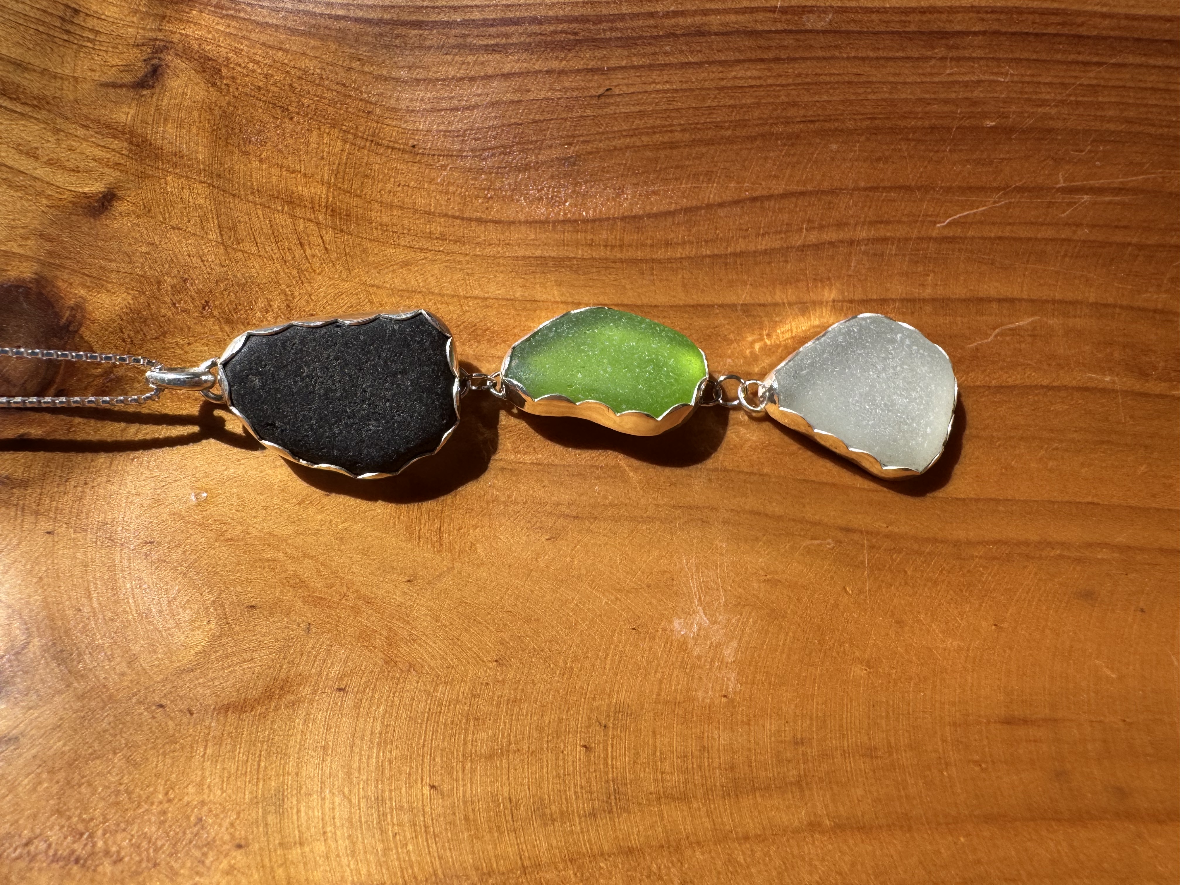 3 piece, 3 color seglass necklace view 3