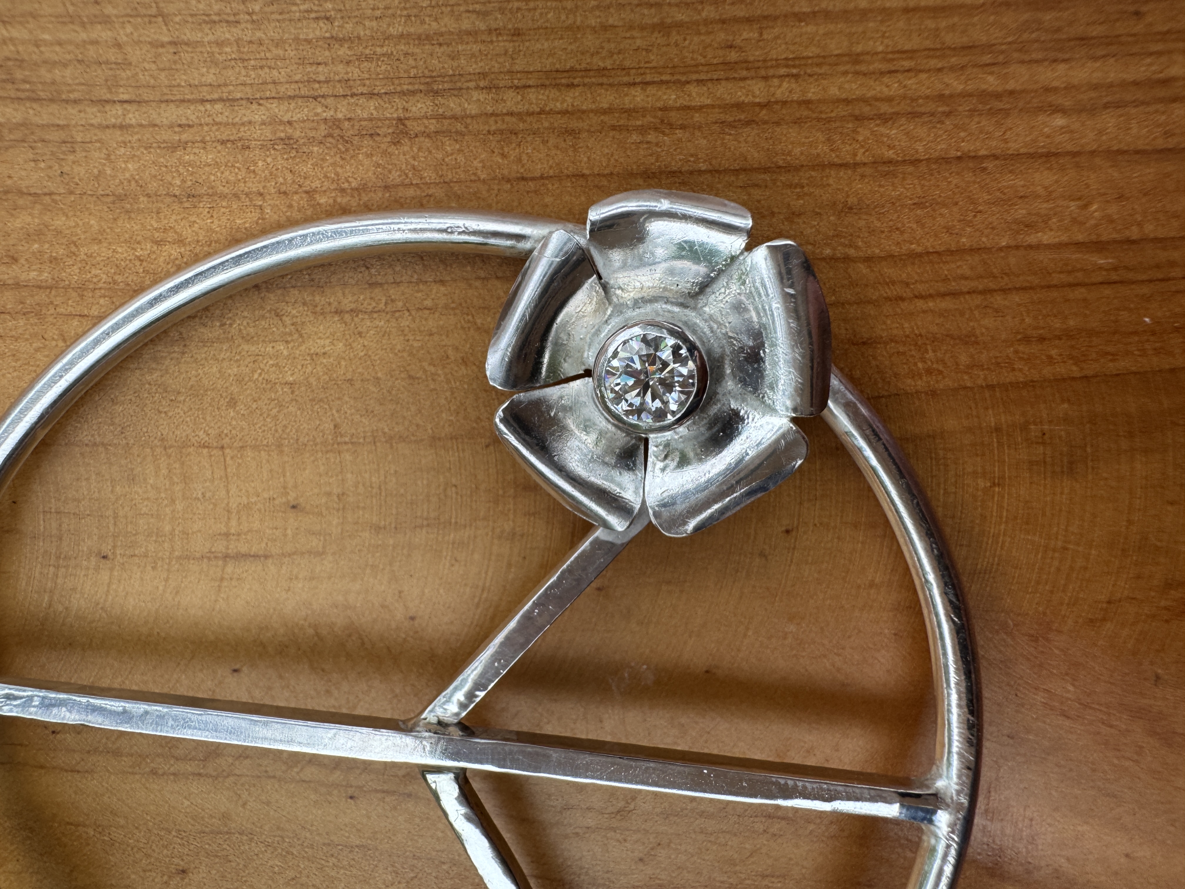 Large peace sign with moissanite flower view 2
