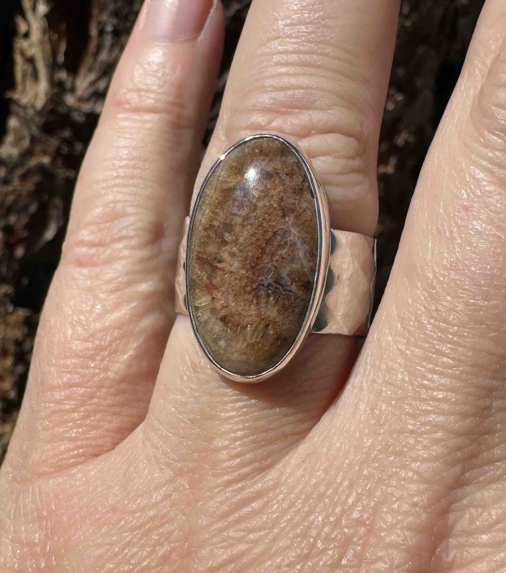 Missouri Lace agate ring with a wide sterling silver band