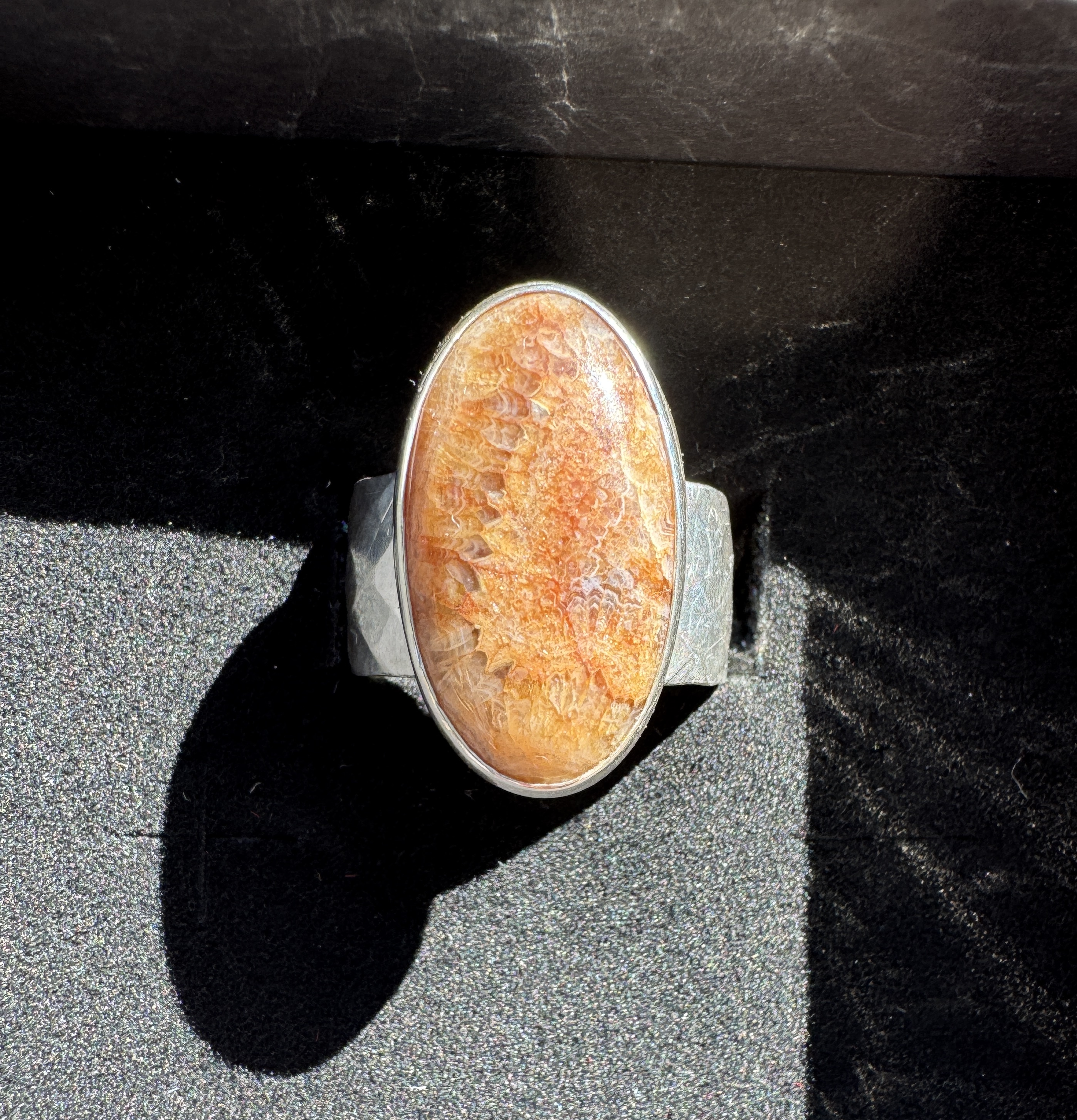 Missouri Lace agate ring view 3