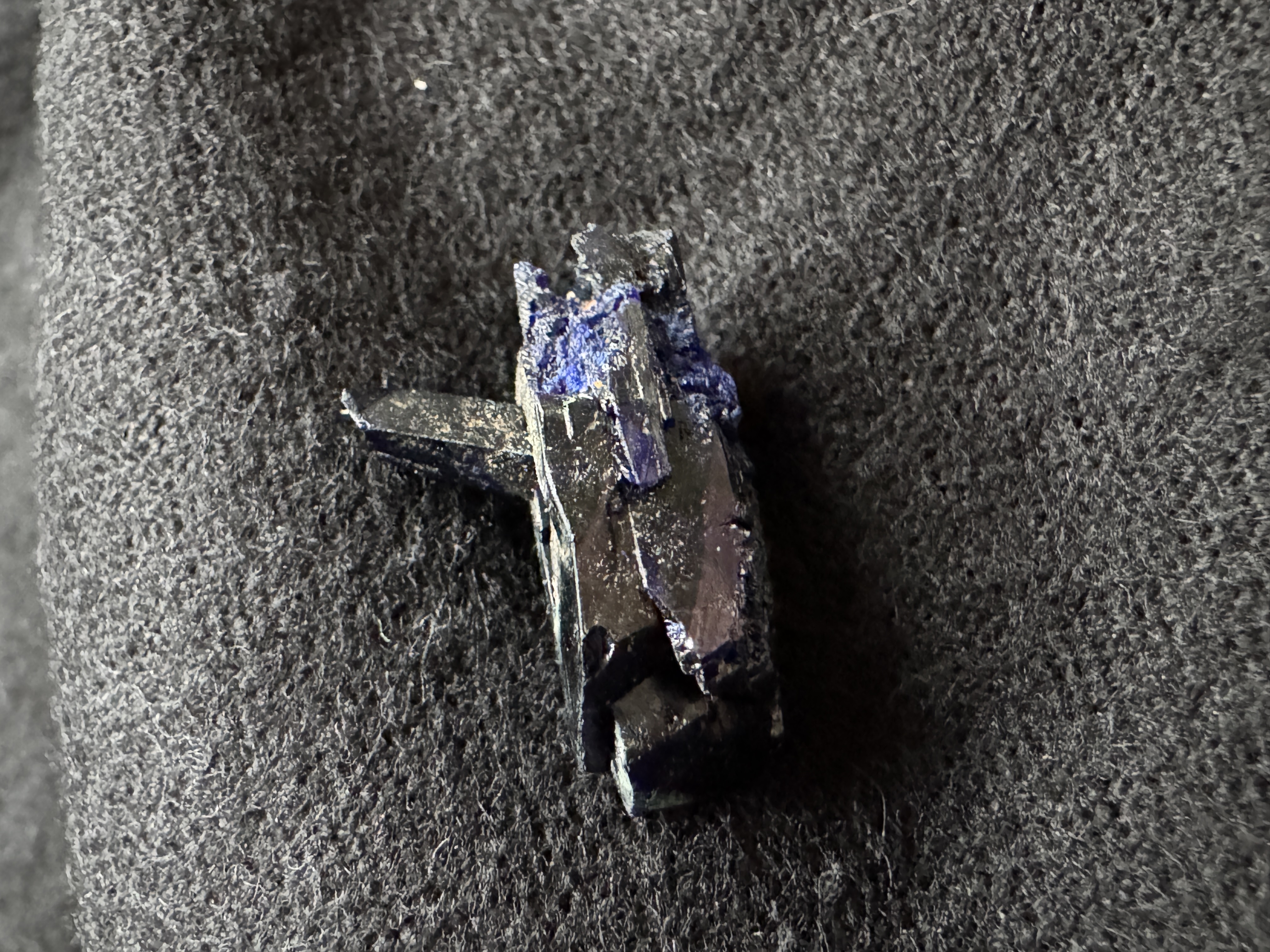 Rough gem 5 view 4